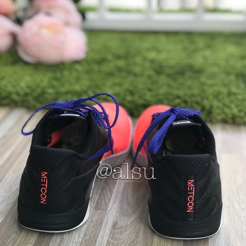 NWT Nike Metcon 3 Lava Glow WMNS - Picture 3 of 7